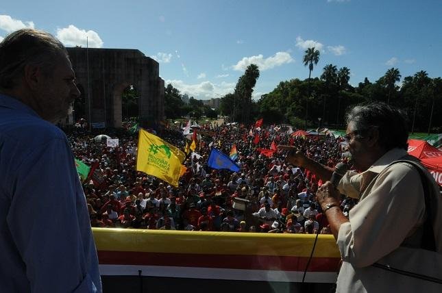 Ol&iacute;vio discursou na Reden&ccedil;&atilde;o neste domingo