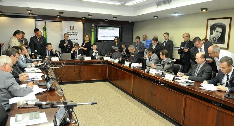 CCJ da Assembleia aprova reajuste salarial para Judici&aacute;rio ga&uacute;cho