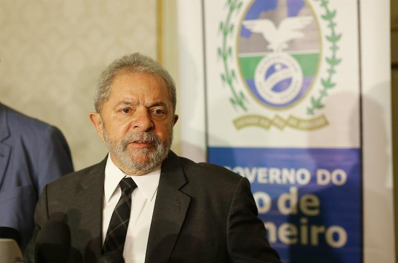 Supremo suspende julgamento sobre compet&ecirc;ncia do MPF para julgar Lula 