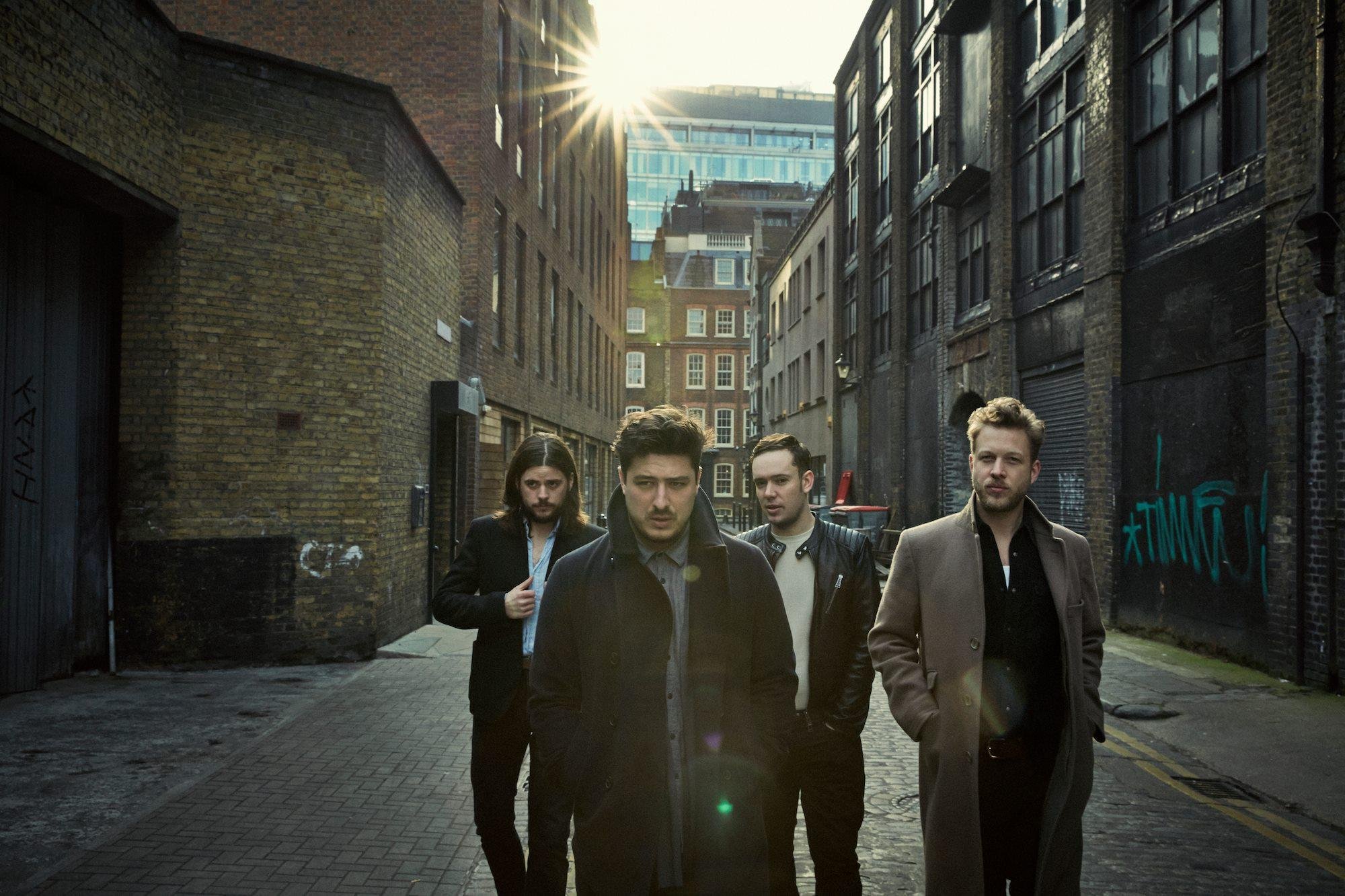 Mumford and Sons foram os cabe&ccedil;as de uma das noites do Lollapalooza Brasil neste ano