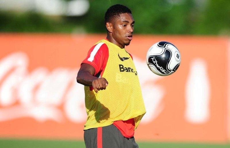 Vitinho ir&aacute; enfrentar o Lajeadense neste domingo 