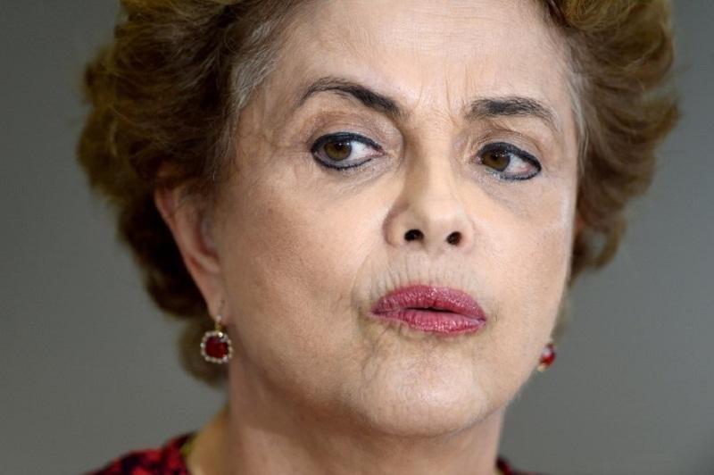 Segundo ex-presidente, impeachment &eacute; &uacute;nica sa&iacute;da para crises pol&iacute;ticas e econ&ocirc;mica
