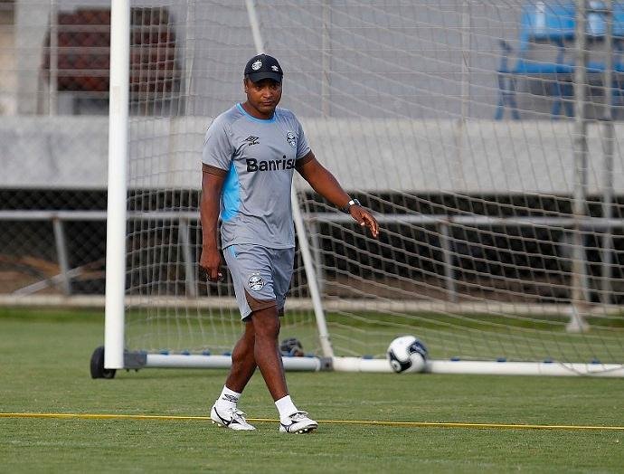 T&eacute;cnico Roger admitiu que time n&atilde;o est&aacute; convencendo nos &uacute;ltimos jogos