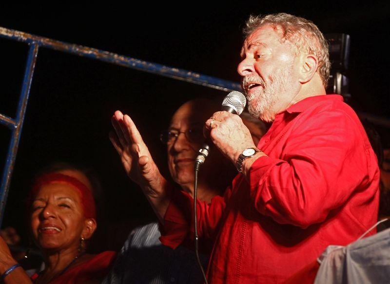 Por outro lado, 35% dos entrevistados apontam Lula como melhor presidente que Brasil j&aacute; teve