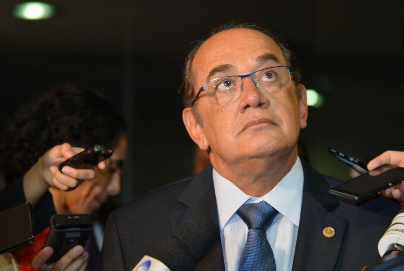 Governo aponta para liga&ccedil;&atilde;o suspeita de Mendes com advogada