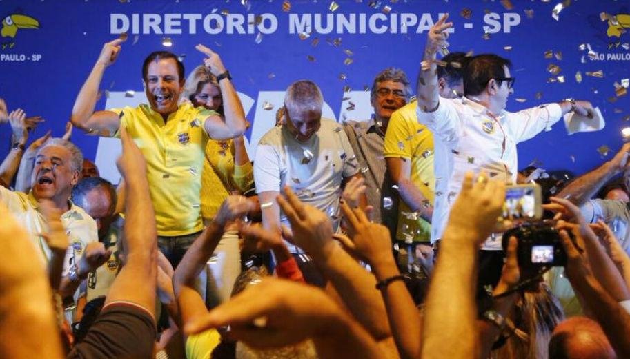 Empres&aacute;rio era &uacute;nico nome ap&oacute;s Andrea Matarazzo sair do partido