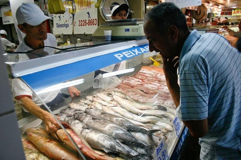 Mercado P&uacute;blico de Porto Alegre tem hor&aacute;rio ampliado