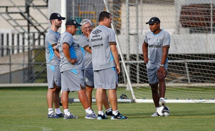 Gr&ecirc;mio tenta antecipar data de jogo do Gauch&atilde;o por viagem na Libertadores 