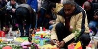 Famílias buscam desaparecidos em atentados de Bruxelas