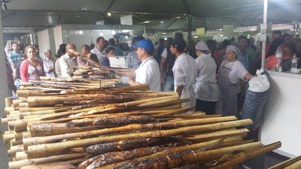 Foram vendidos durante os quatros dias pouco mais de 360 toneladas de peixe