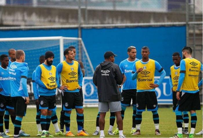 Gr&ecirc;mio comemora semana cheia antes de jogo contra LDU 