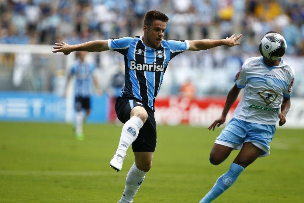 Ramiro e Geromel veem Gr&ecirc;mio retomando pontos positivos de 2015