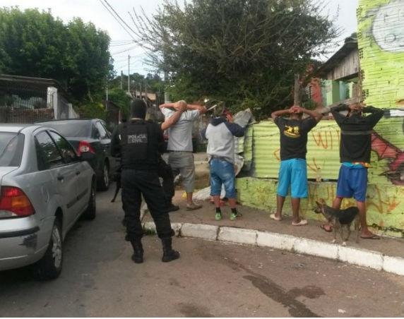 Opera&ccedil;&atilde;o combate tr&aacute;fico em &aacute;reas escolares de 15 cidades do RS 