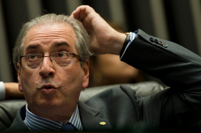 Compras de mulher e filha de Cunha foram pagas com propina, aponta den&uacute;ncia
