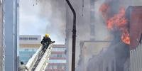 Bombeiros ainda fazem rescaldo de incêndio em loja da Voluntários