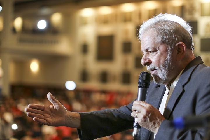 Lula acredita que o juiz S&eacute;rgio Moro est&aacute; deslumbrado com o poder 