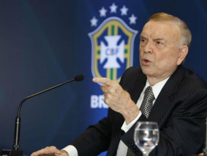 Ex-presidente da CBF, Jos&eacute; Maria Marins, ser&aacute; um dos investigados pela CPI