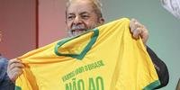 Ex-presidente enfatizou que impeachmente de Dilma não tem base legal
