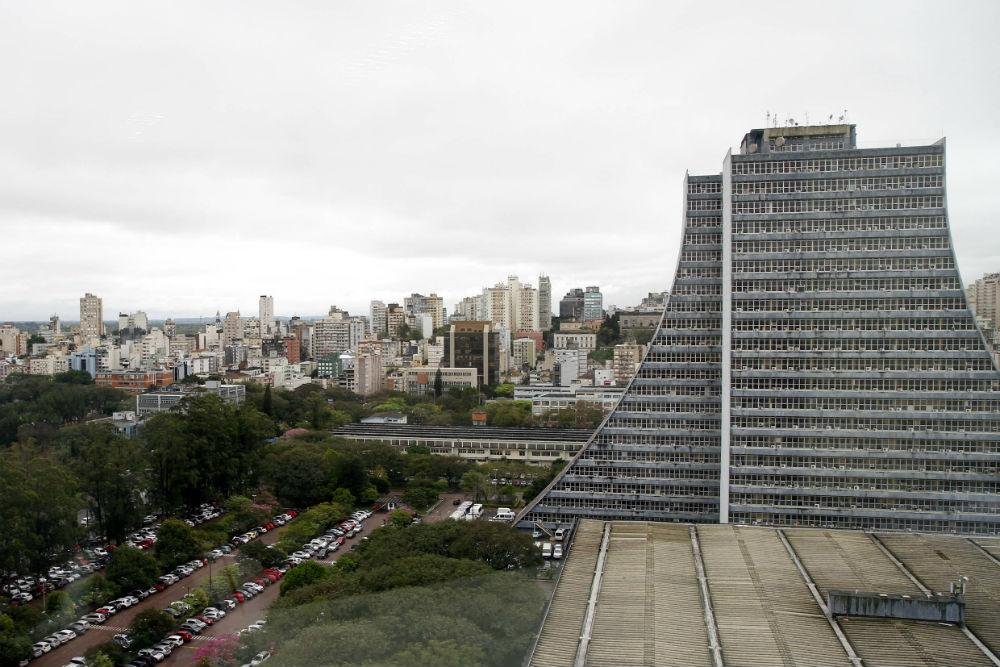 S&aacute;bado ser&aacute; de tempo abafado e nuvens no RS