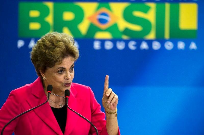 Dilma recebeu 374 mil votos em pesquisa