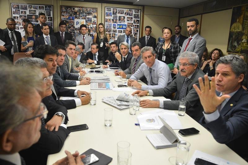 Esta ser&aacute; oportunidade &uacute;nica para que 133 parlamentares se manifestem sobre relat&oacute;rio de Jovair Arantes	