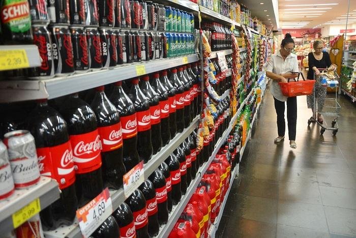 Fabrica&ccedil;&atilde;o de refrigerantes no Brasil pode ter mais um ano de queda na produ&ccedil;&atilde;o em 2016