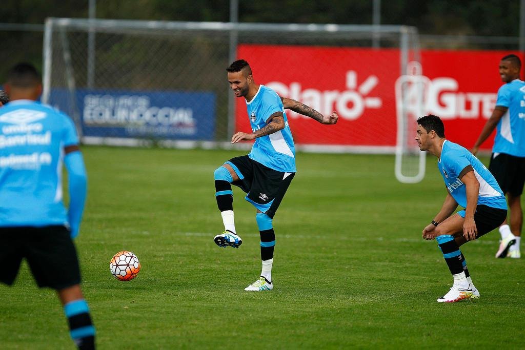 Jogadores do Gr&ecirc;mio voltaram a treinar no CT da sele&ccedil;&atilde;o equatoriana