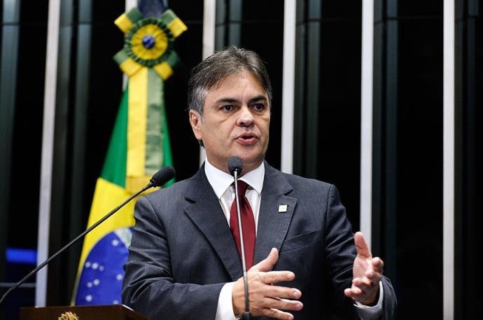 Senador alega que Dilma praticou crime de corrup&ccedil;&atilde;o passiva privilegiada ao tentar nomear Lula