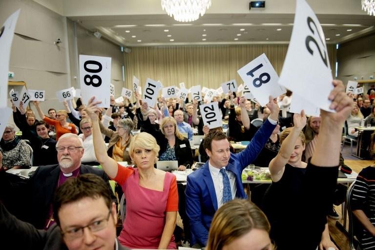Igreja protestante da Noruega autoriza casamento entre gays