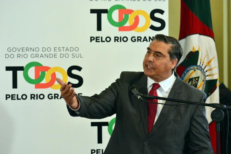 Integralidade de pagamento de servidores n&atilde;o est&aacute; garantida, diz Feltes
