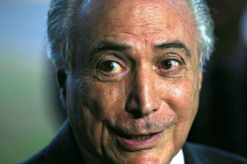 L&iacute;der do PMDB encontra Temer e libera bancada na vota&ccedil;&atilde;o do impeachment