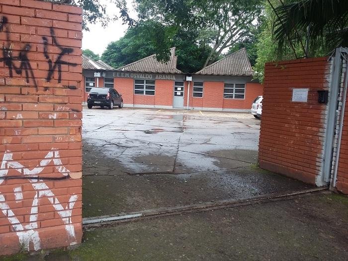 Equipamentos eletr&ocirc;nicos foram levados em invas&atilde;o &agrave; Escola Osvaldo Aranha, alvo frequente de criminosos 
