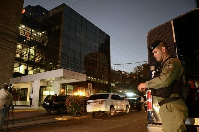 Pol&iacute;cia do Panam&aacute; faz buscas na sede da Mossak Fonseca