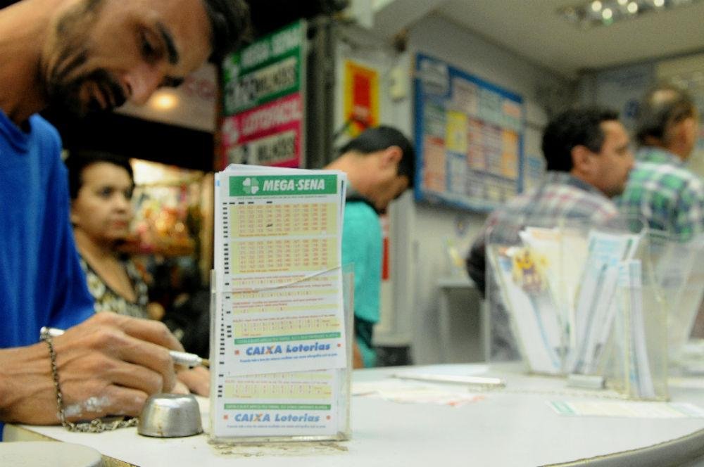 J&aacute; a Quina foi marcada por 141 apostas, que t&ecirc;m direito a sacar R$ 31,3 mil