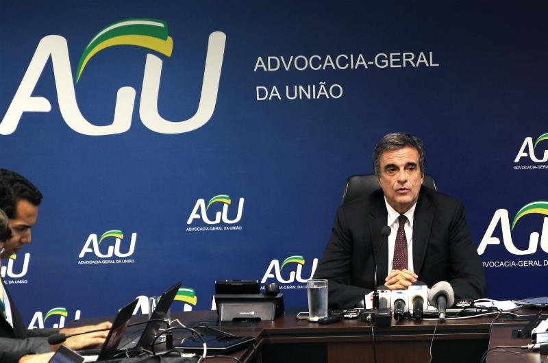 Cardozo afirma que foram ultrapassados os limites originais da den&uacute;ncia	