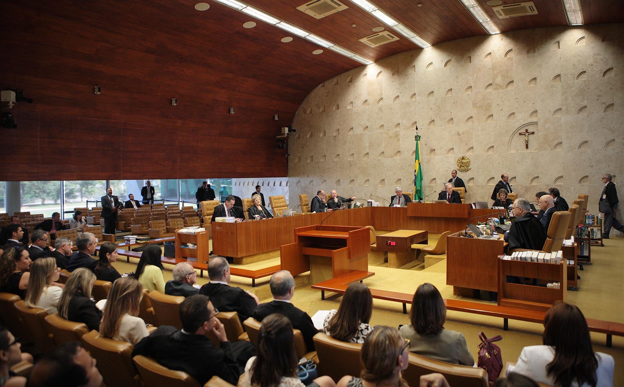 STF julga a&ccedil;&otilde;es que questionam impeachment
