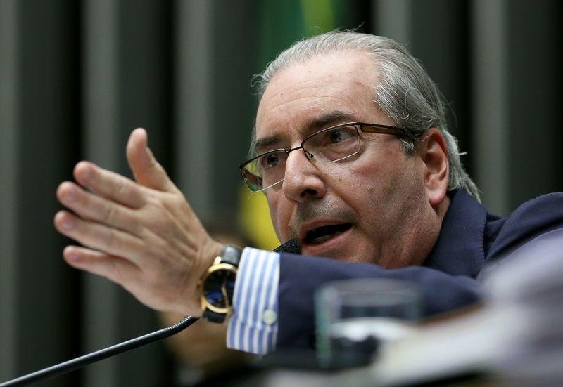 Eduardo Cunha informa ao STF que mudan&ccedil;as na regra de vota&ccedil;&atilde;o do impeachment