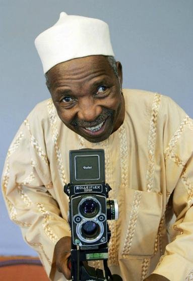 Malick Sidib&eacute; foi classificado como o pai da fotografia africana