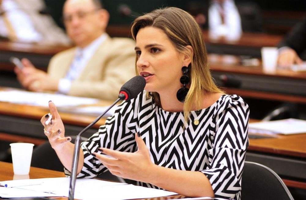 Oposi&ccedil;&atilde;o perdeu dois votos nesta sexta-feira