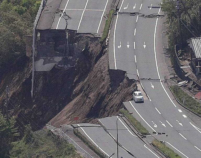 N&uacute;mero de mortos em terremotos no Jap&atilde;o sobe para 35