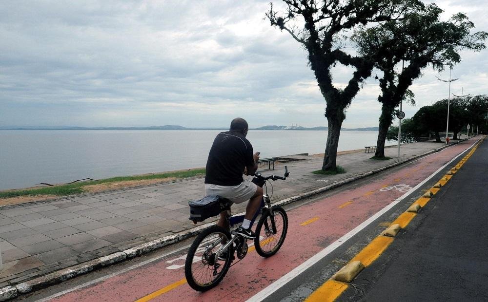 Porto Alegre tem 36 km de faixa exclusiva