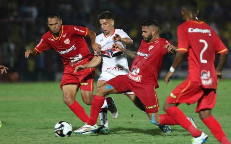S&atilde;o Paulo foi eliminado do Paulist&atilde;o com goleada