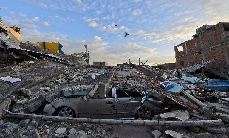 Terremoto no Equador deixa 272 mortos e mais de 2 mil feridos