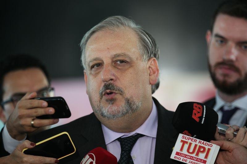 PT re&uacute;ne bancada e tem encontro com Ricardo Berzoini ap&oacute;s vota&ccedil;&atilde;o do impeachment