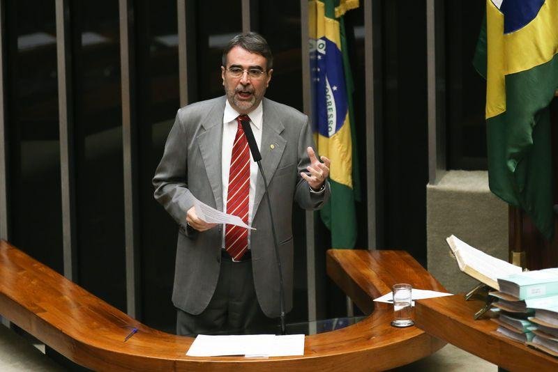 Henrique Fontana criticou acordo entre oposi&ccedil;&atilde;o e PMDB