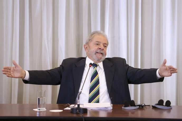 Defesa diz que n&atilde;o h&aacute; impedimento para que Lula tome posse na Casa Civil