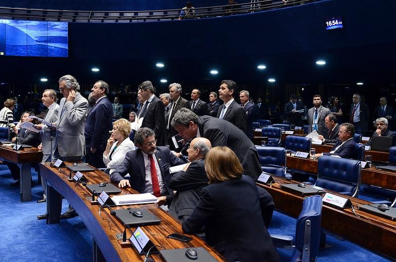Renan Calheiros convocou sess&atilde;o para a pr&oacute;xima segunda-feira  para a elei&ccedil;&atilde;o dos 21 membros