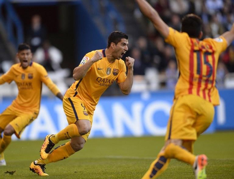 Su&aacute;rez anotou quatro gols em goleada do Barcelona