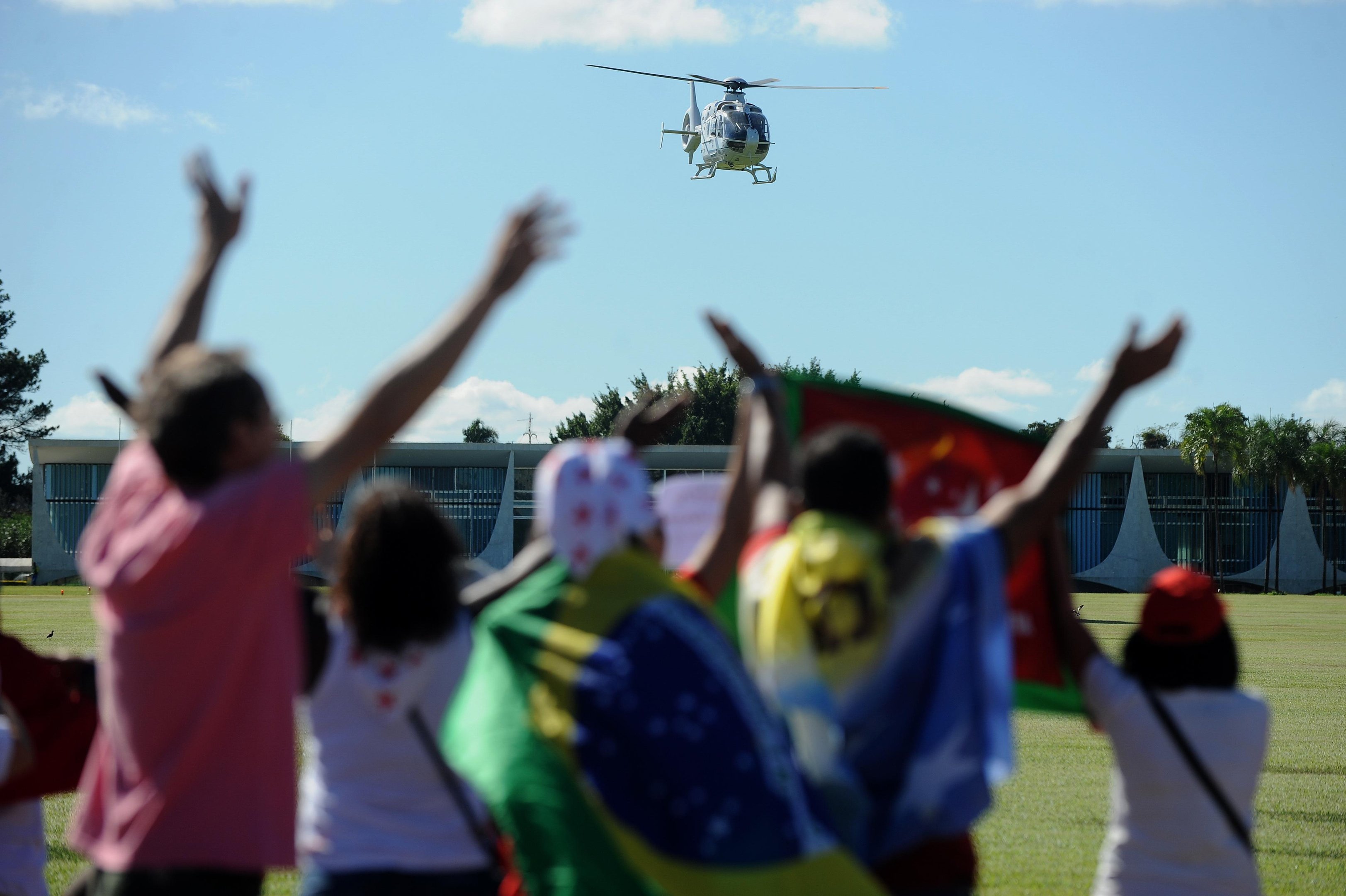 Dilma viajou nesta manh&atilde; para Nova Iorque