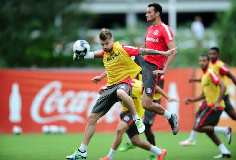 Inter precisar&aacute; marcar gols para sair com a vaga